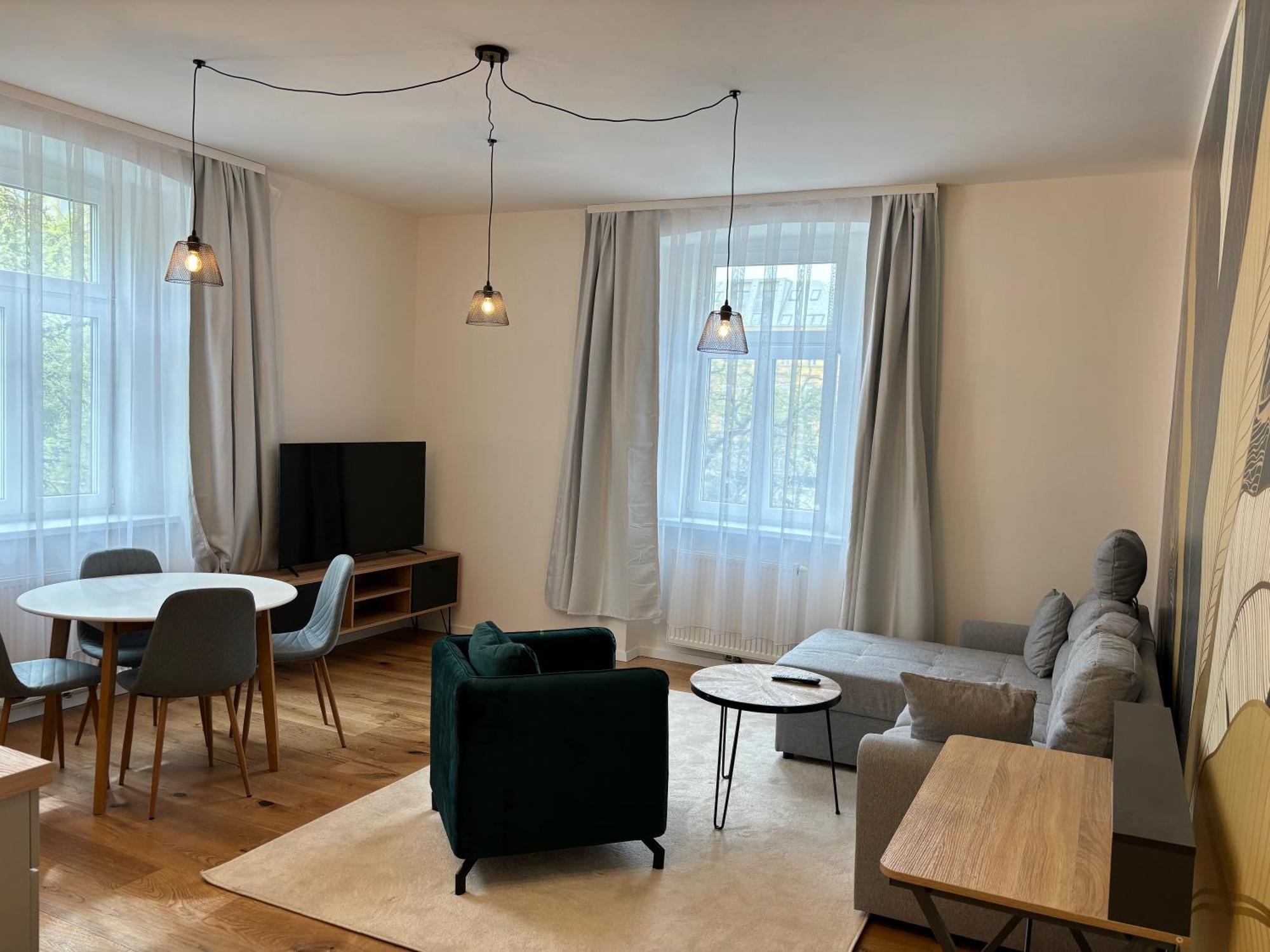 Altbauwohnung Mit Charme - Selbst Check In - Queensize Bett Wien Ngoại thất bức ảnh
